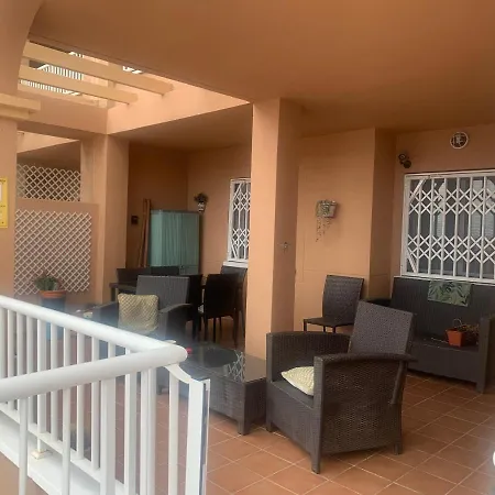 Casa Sharon Daire